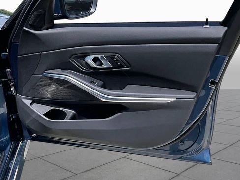 Used 2025 BMW 330i Sedan RWD image 26