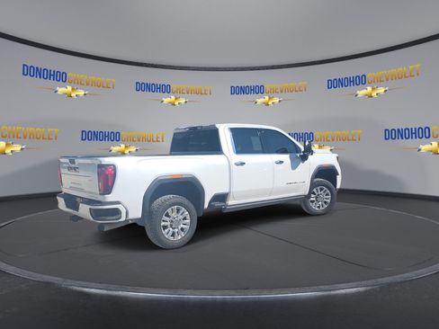 Used 2023 GMC Sierra 2500 Denali w/ Denali Ultimate Package AWD/4WD image 7