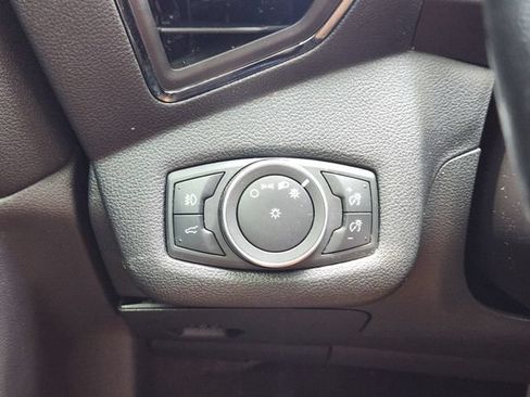 Used 2018 Ford Escape Titanium FWD image 22