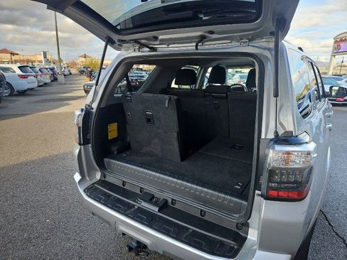 Used 2021 Toyota 4Runner SR5 image 22