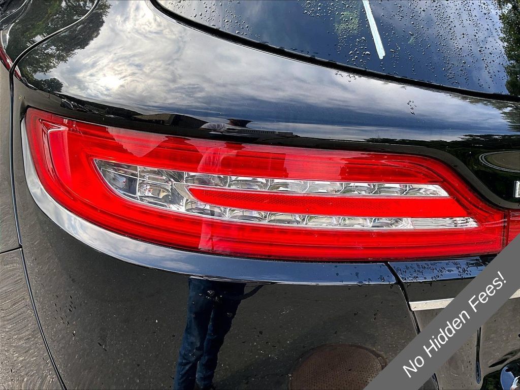 Used 2019 Lincoln MKC Premiere AWD/4WD image 23