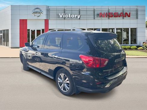 Used 2020 Nissan Pathfinder S FWD image 4