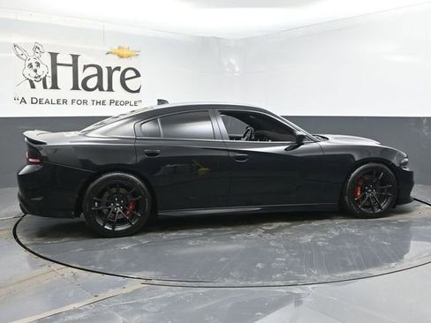Used 2017 Dodge Charger R/T image 33