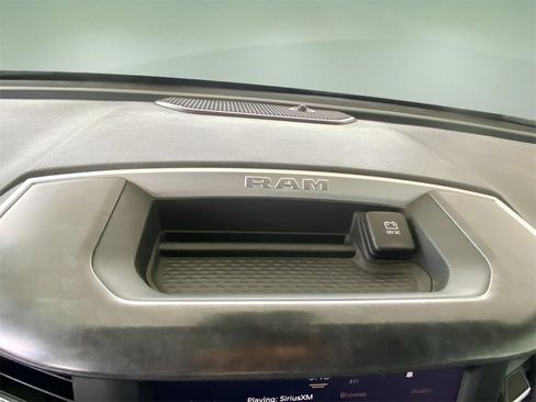 Used 2022 RAM 2500 Big Horn image 40