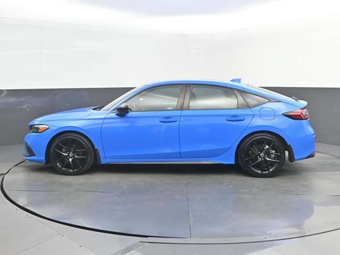Used 2024 Honda Civic Sport image 2