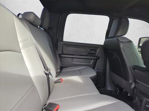 Used 2025 RAM 2500 Tradesman w/ Chrome Appearance Group image 17