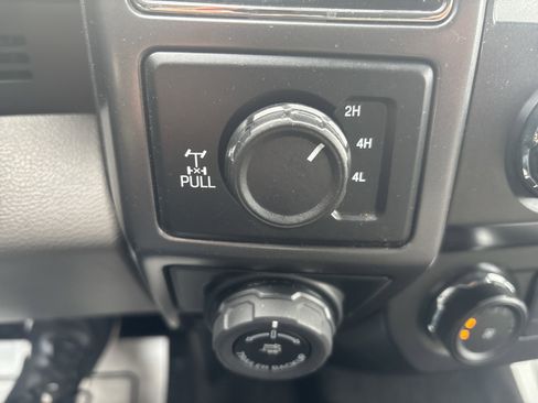 Used 2020 Ford F150 XLT w/ Equipment Group 302A Luxury image 31