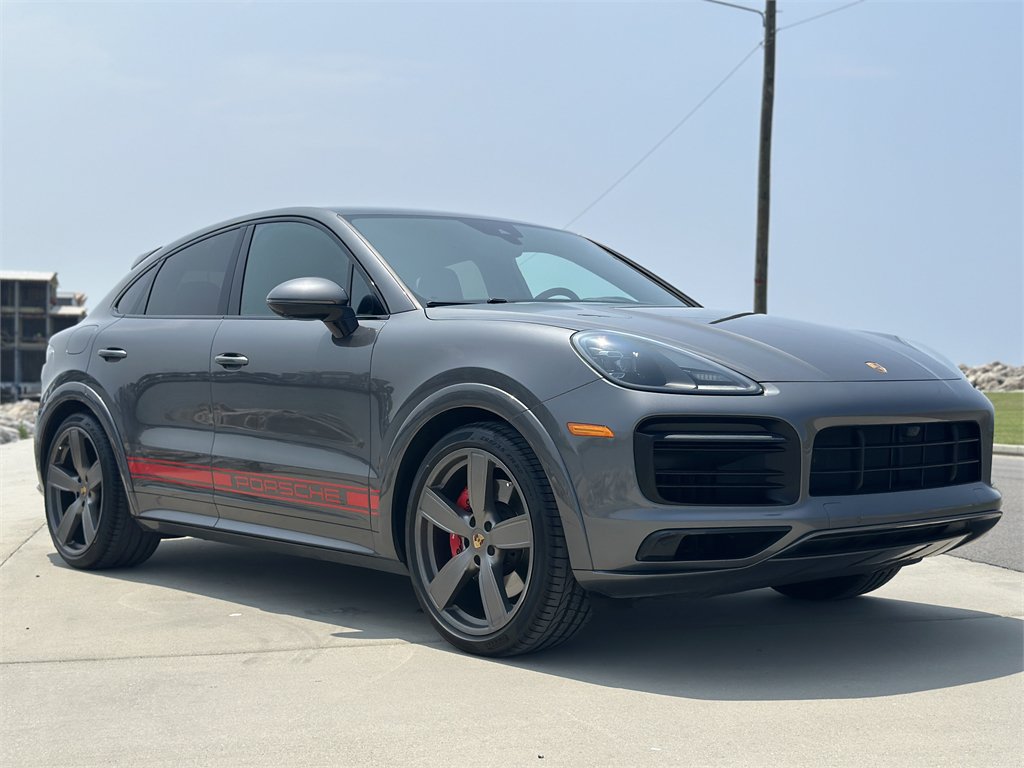 Used 2022 Porsche Cayenne GTS AWD/4WD image 10