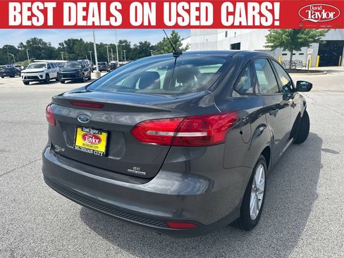 Used 2015 Ford Focus SE FWD image 3