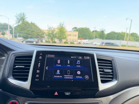 Used 2018 Honda Pilot EX-L image 13