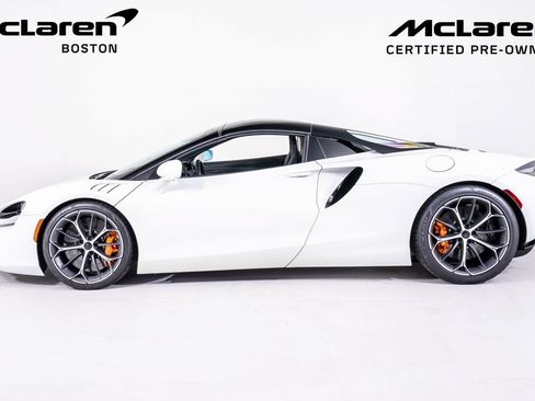 Used 2025 McLaren Artura Spider RWD image 3
