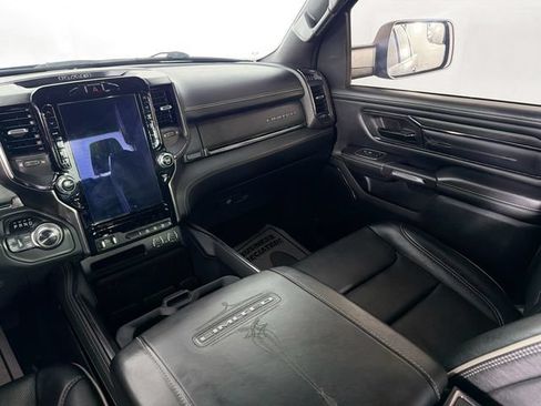 Used 2022 RAM 1500 Limited w/ Body-Colour Bumper Group AWD/4WD image 23