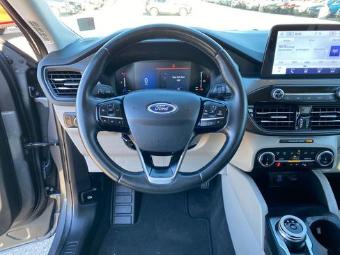 Used 2023 Ford Escape Active image 15