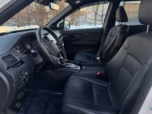 Used 2023 Honda Passport Elite image 13