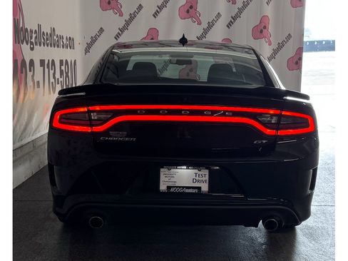 Used 2022 Dodge Charger GT RWD image 11