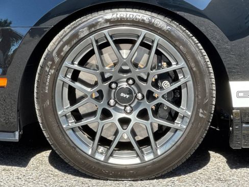 Used 2014 Ford Mustang Shelby GT500 w/ Equipment Group 821A RWD image 24