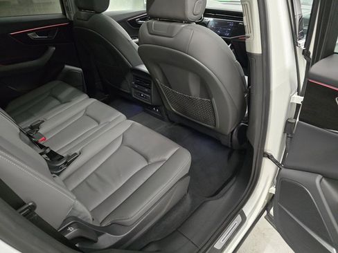 Used 2025 Audi Q7 3.0T Premium Plus image 33
