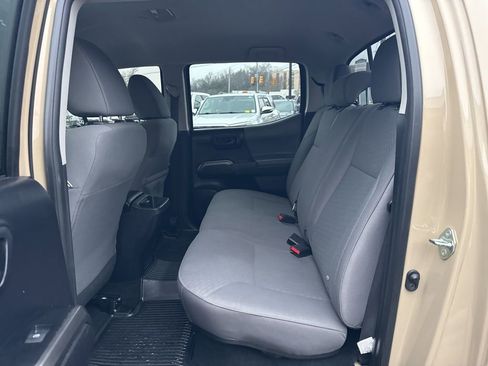 Used 2020 Toyota Tacoma SR5 image 25