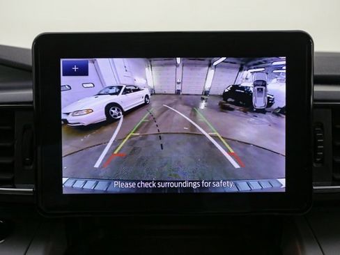 Used 2023 Ford Explorer XLT w/ Equipment Group 202A image 27