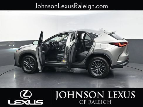 Used 2022 Lexus NX 250 AWD image 38