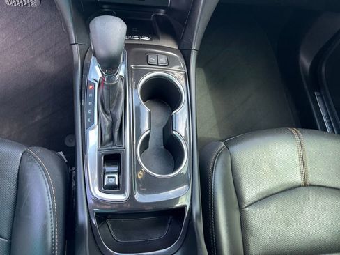 Used 2022 Chevrolet Equinox Premier image 32