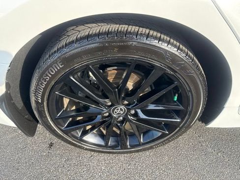 Used 2021 Toyota Camry XSE FWD image 13