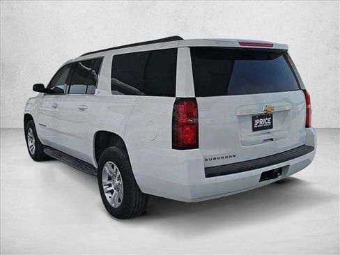 Used 2019 Chevrolet Suburban LT image 3