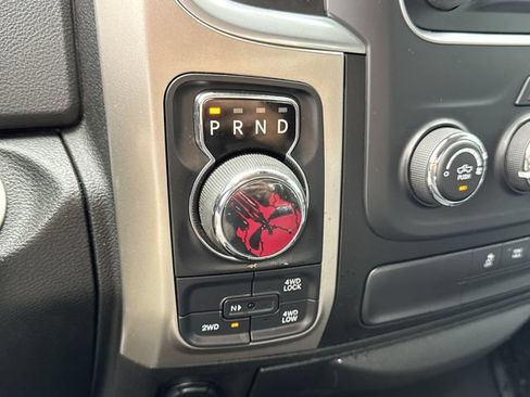 Used 2019 RAM 1500 Warlock AWD/4WD image 32