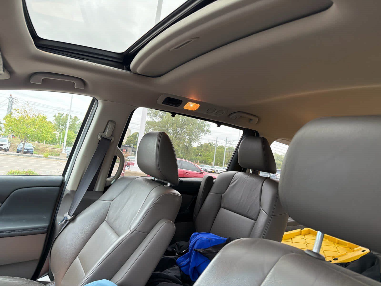 Used 2012 Honda Odyssey EX-L image 9