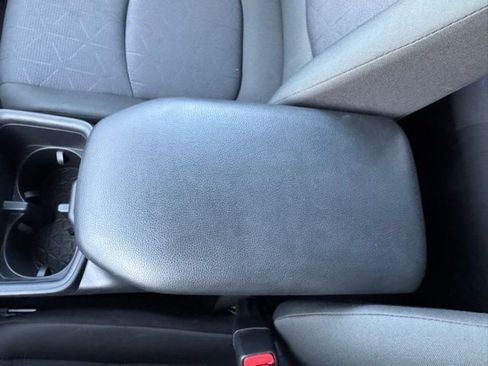 Certified 2025 Toyota RAV4 XLE AWD/4WD image 18