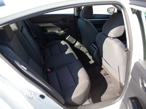 Used 2023 Nissan Altima 2.5 SV image 21