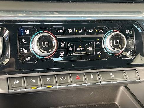 New 2026 GMC Sierra 1500 Denali Ultimate image 11