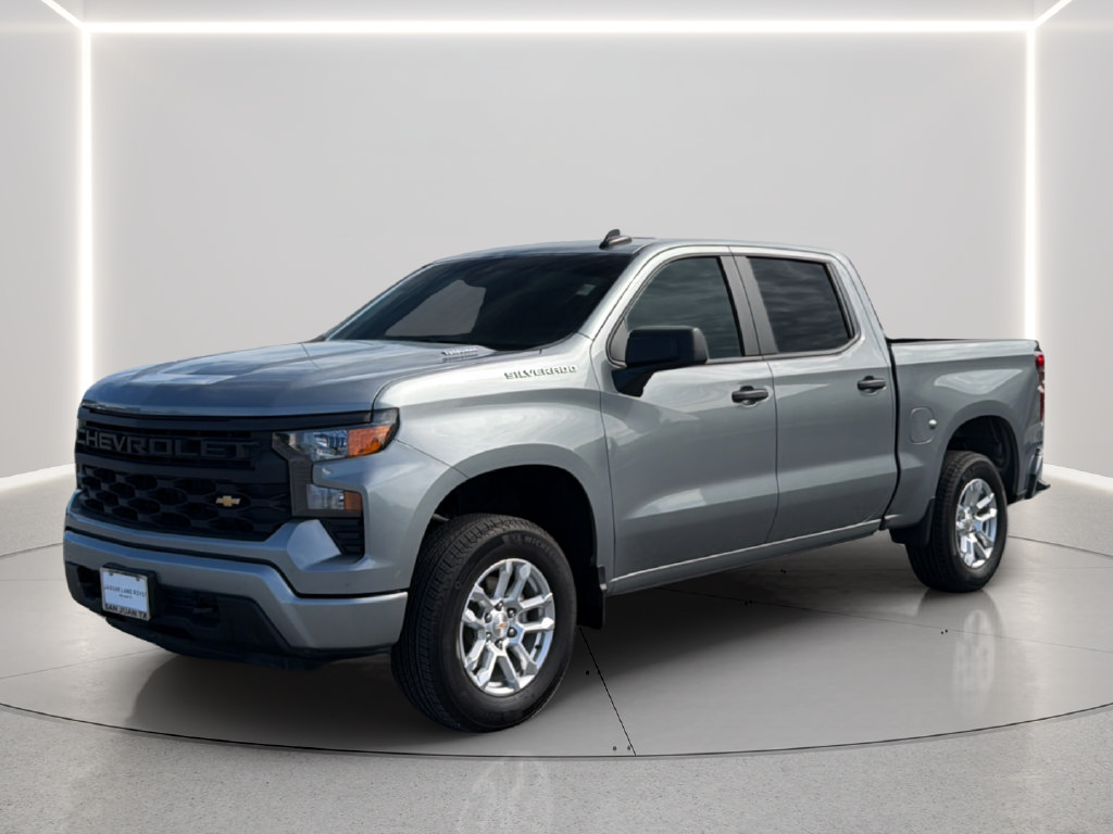 Used 2026 Chevrolet Silverado 1500 Custom RWD image 9