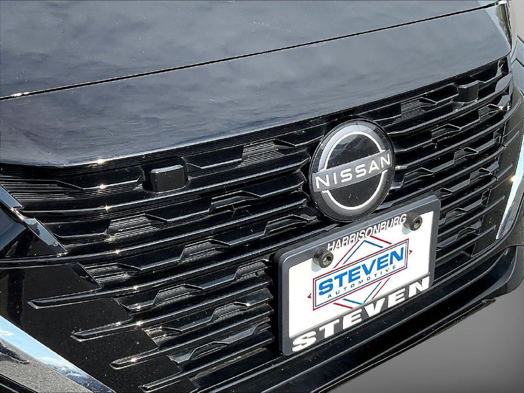 Used 2024 Nissan Sentra SV FWD image 30