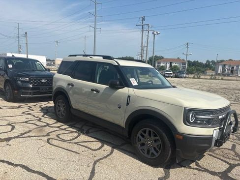 Used 2025 Ford Bronco Sport Big Bend AWD/4WD image 3