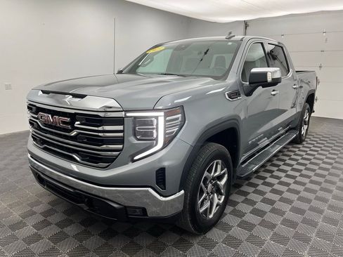 Used 2023 GMC Sierra 1500 SLT image 14