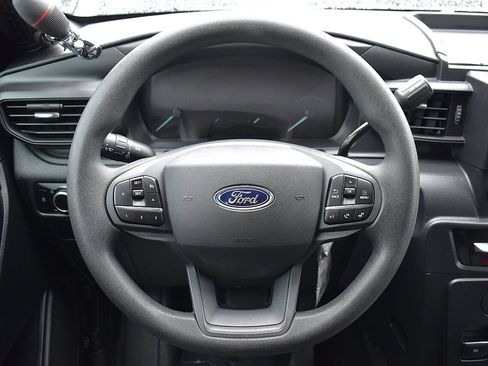 Used 2024 Ford Explorer 4WD Police Interceptor image 13
