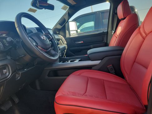 New 2025 RAM 1500 Tradesman w/ Trailer Tow Group AWD/4WD image 23