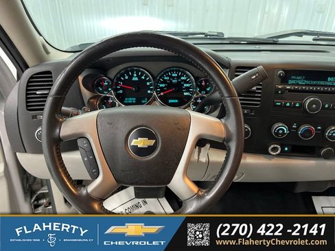 Used 2010 Chevrolet Silverado 1500 LT AWD/4WD image 22