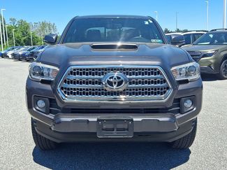 Used 2016 Toyota Tacoma TRD Sport w/ Premium & Technology Package AWD/4WD video 2