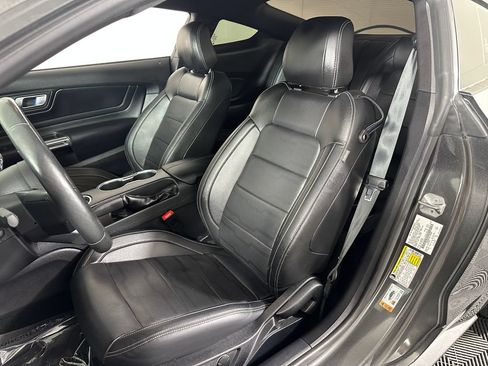 Used 2018 Ford Mustang GT Premium w/ Equipment Group 401A RWD image 12