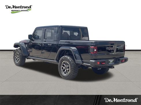 New 2025 Jeep Gladiator Rubicon image 6