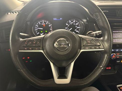 Used 2018 Nissan Rogue SL w/ Premium Package AWD/4WD image 11