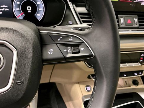 Used 2025 Audi Q5 2.0T Premium w/ Convenience Plus Package image 22