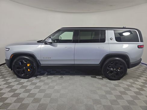 Used 2023 Rivian R1S Adventure image 2