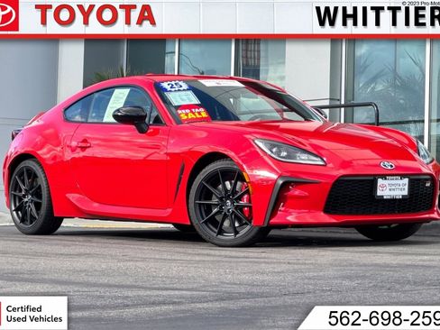 New 2025 Toyota GR86 Premium image 1