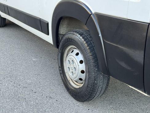 Used 2019 RAM ProMaster 1500 image 14