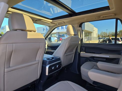 Certified 2024 Ford Expedition Limited image 16