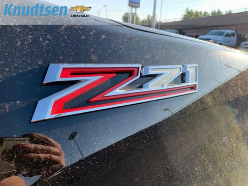 Used 2020 Chevrolet Silverado 1500 LTZ w/ LTZ Plus Package AWD/4WD image 9