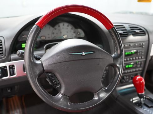 Used 2002 Ford Thunderbird image 12